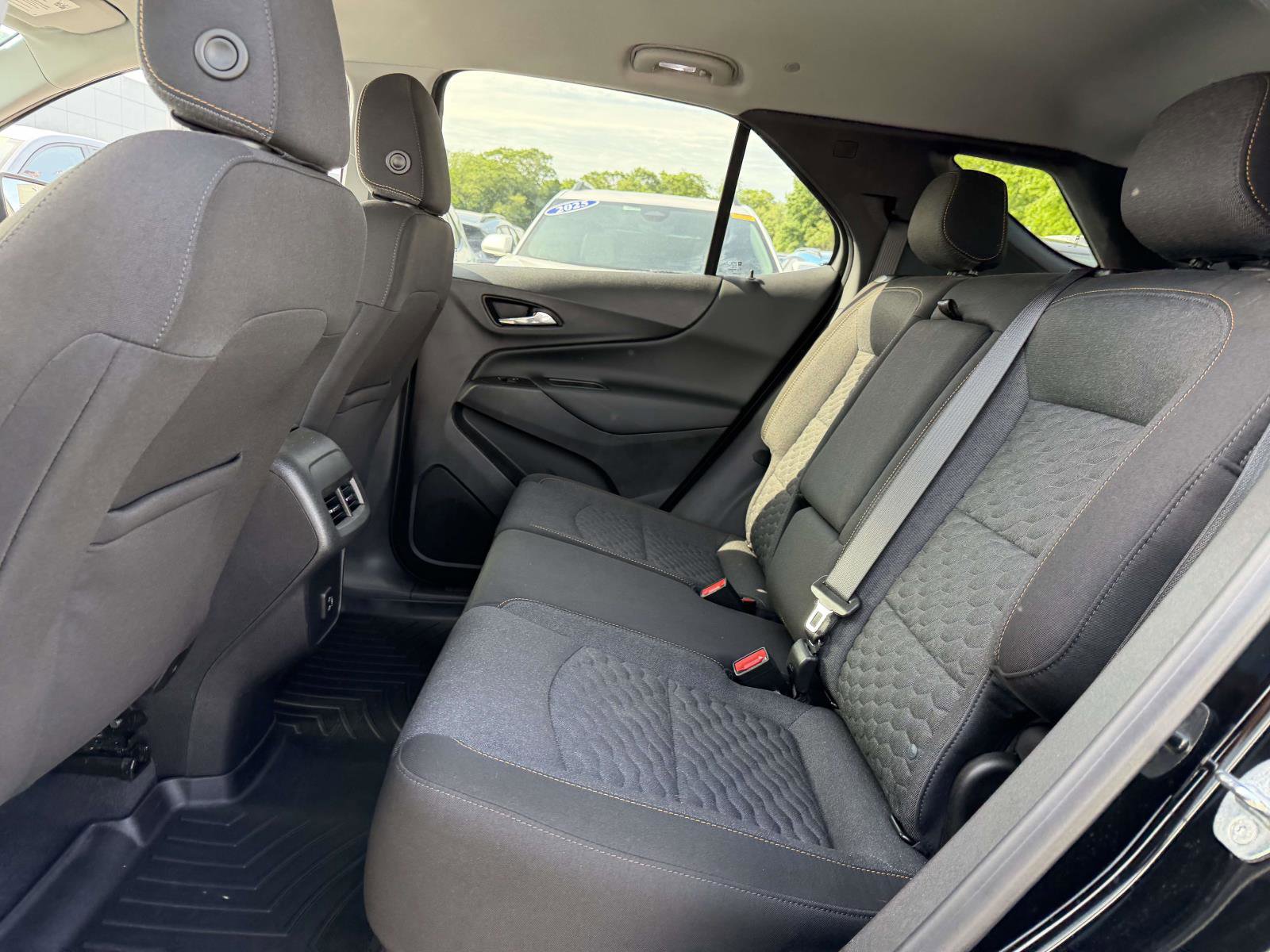 Used 2021 Chevrolet Equinox LT FWD image 12
