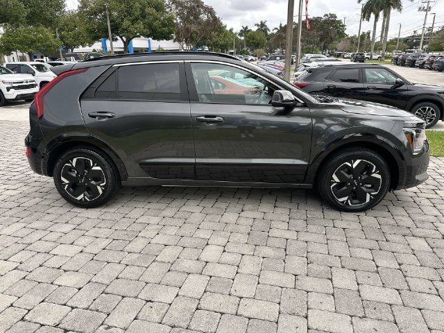 Used 2024 Kia Niro Wind FWD image 14