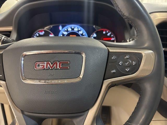 Used 2023 GMC Acadia Denali w/ Denali Ultimate Package AWD/4WD image 16