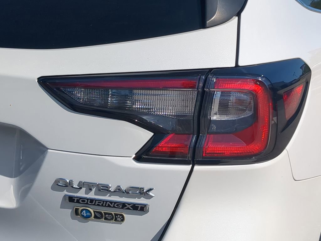 Used 2022 Subaru Outback Touring XT w/ Tech Package 3 image 8