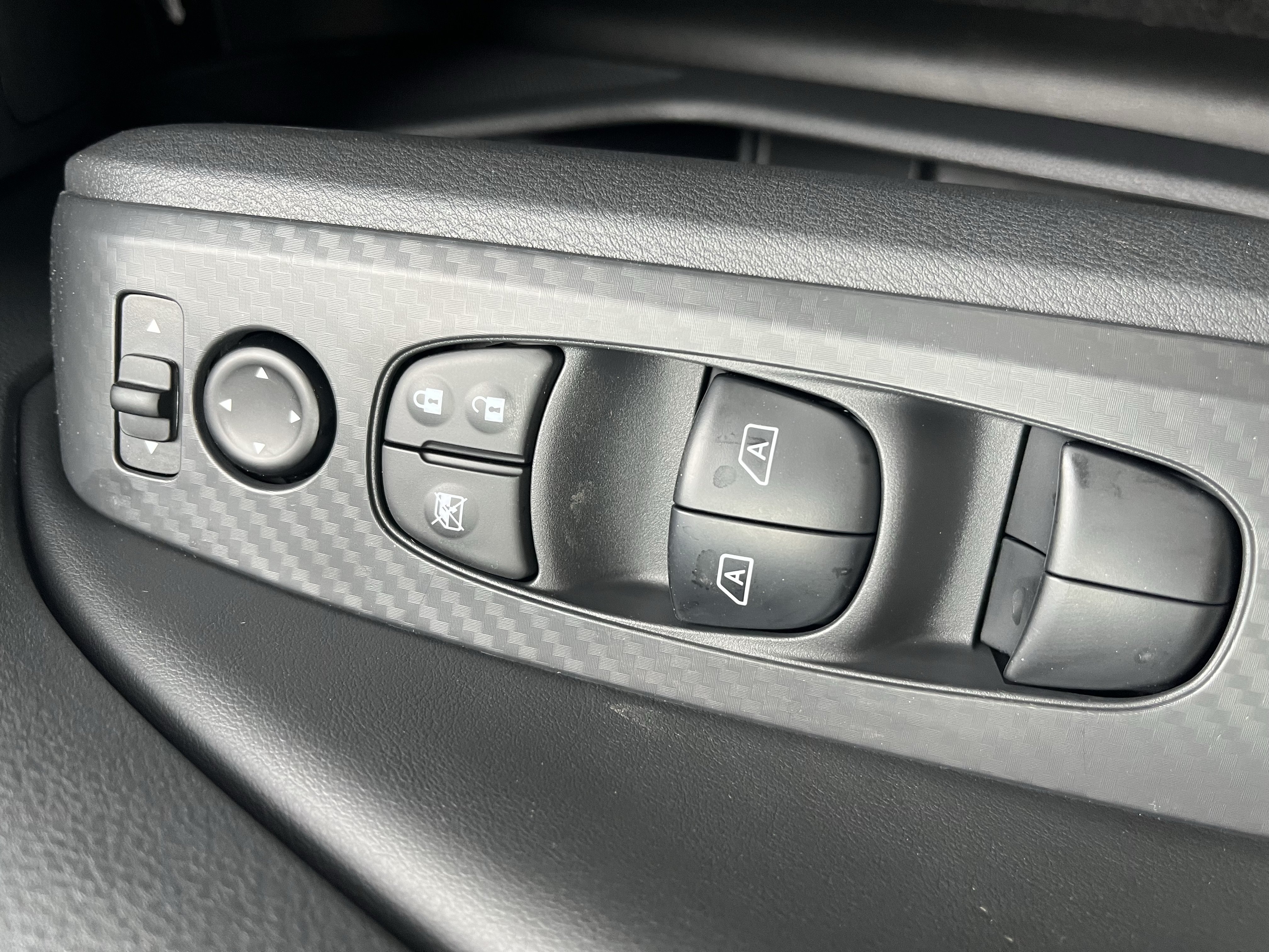 New 2026 Nissan Altima 2.5 SR AWD/4WD image 26