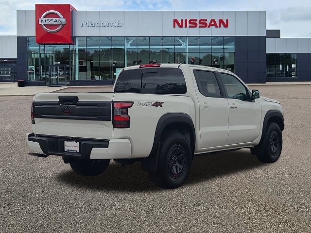 Used 2026 Nissan Frontier PRO-4X w/ Tow Package AWD/4WD image 7