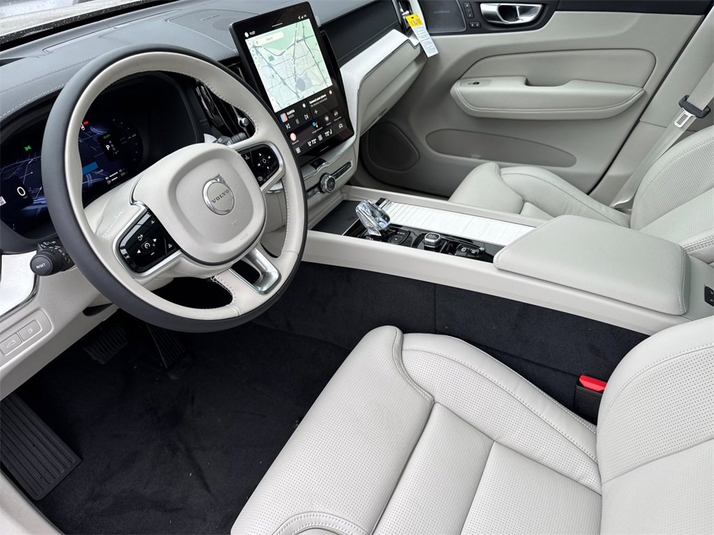 New 2026 Volvo XC60 T8 Ultra w/ Climate Package image 9