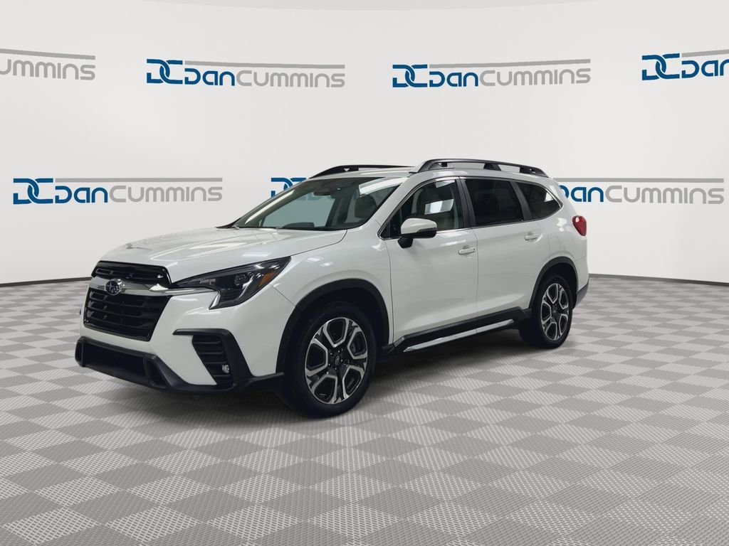 Used 2023 Subaru Ascent Limited image 4