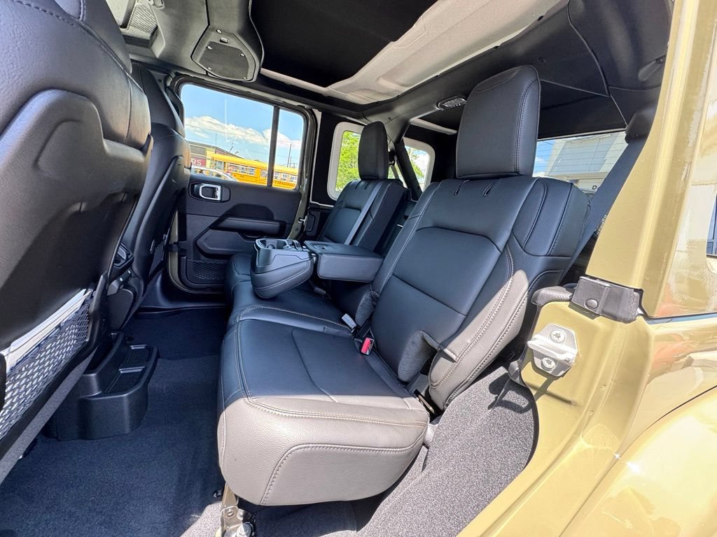 New 2026 Jeep Wrangler Unlimited Sahara w/ Safety Group AWD/4WD image 15