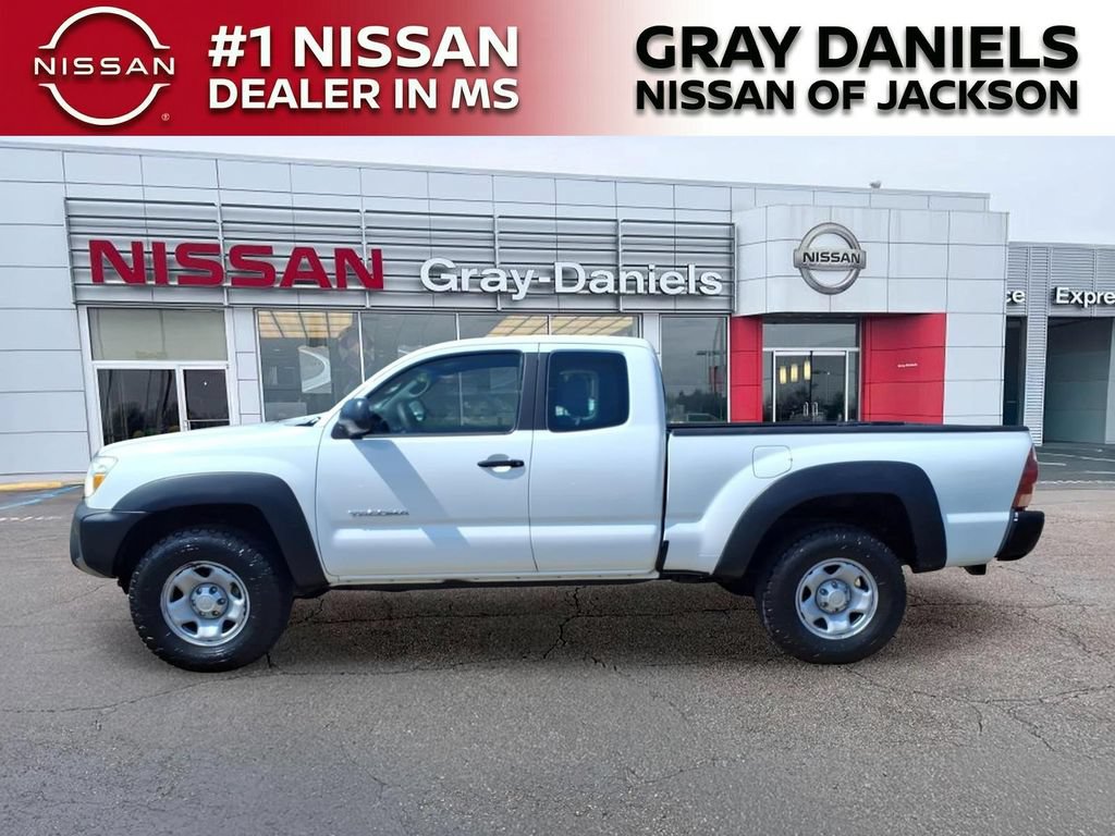 Used 2012 Toyota Tacoma PreRunner RWD image 4