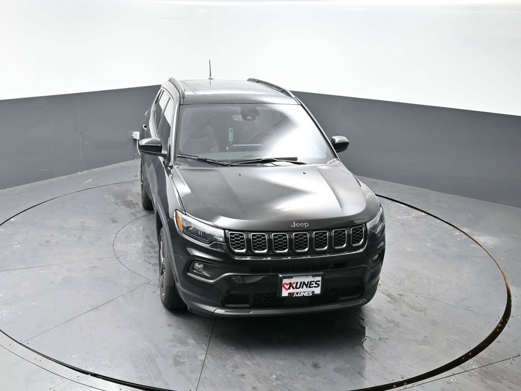 New 2026 Jeep Compass Latitude w/ Sun and Sound Group image 39