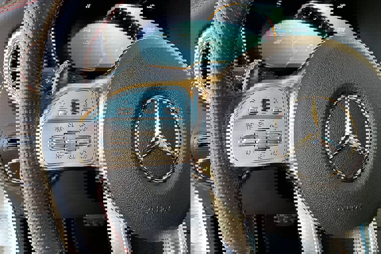 Certified 2022 Mercedes-Benz GLC 43 AMG 4MATIC image 23