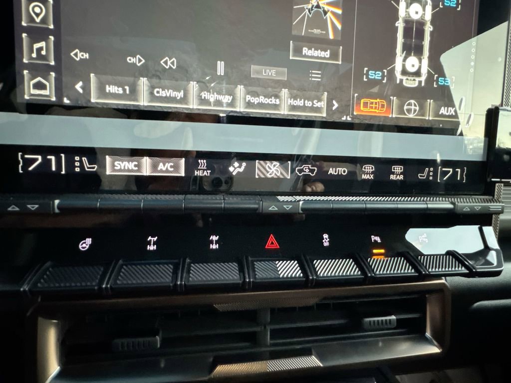 Used 2024 GMC Hummer EV 3X w/ Extreme Off-Road Package image 25