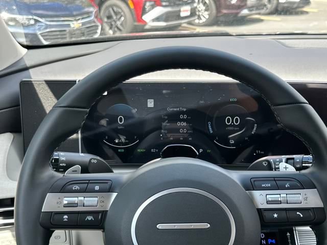 New 2025 Hyundai Tucson SEL image 18