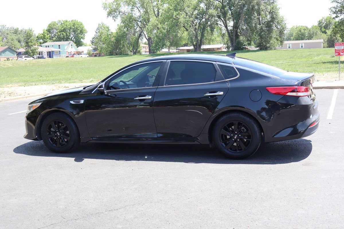 Used 2018 Kia Optima S FWD image 8