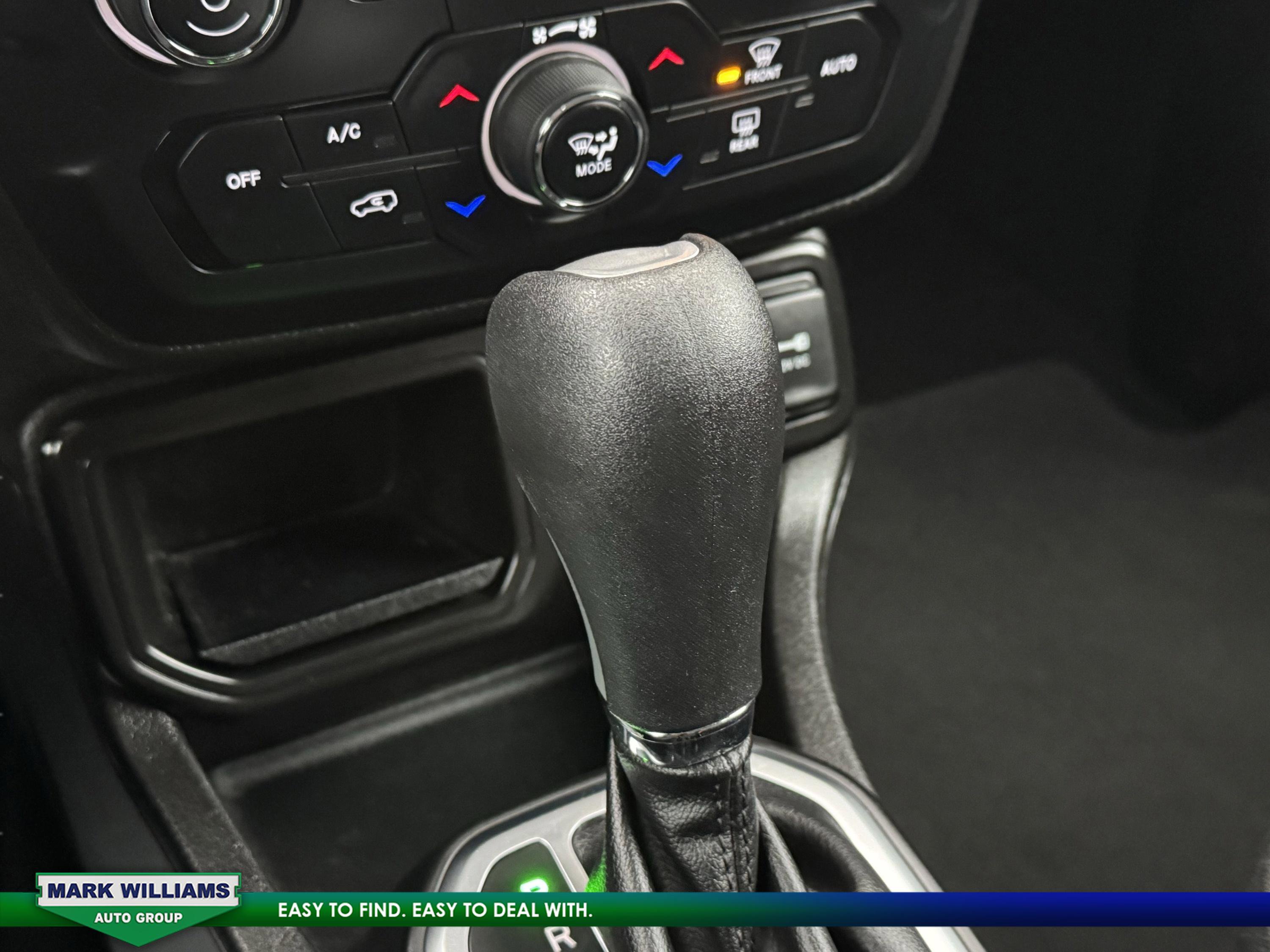 Used 2021 Jeep Renegade Sport image 23