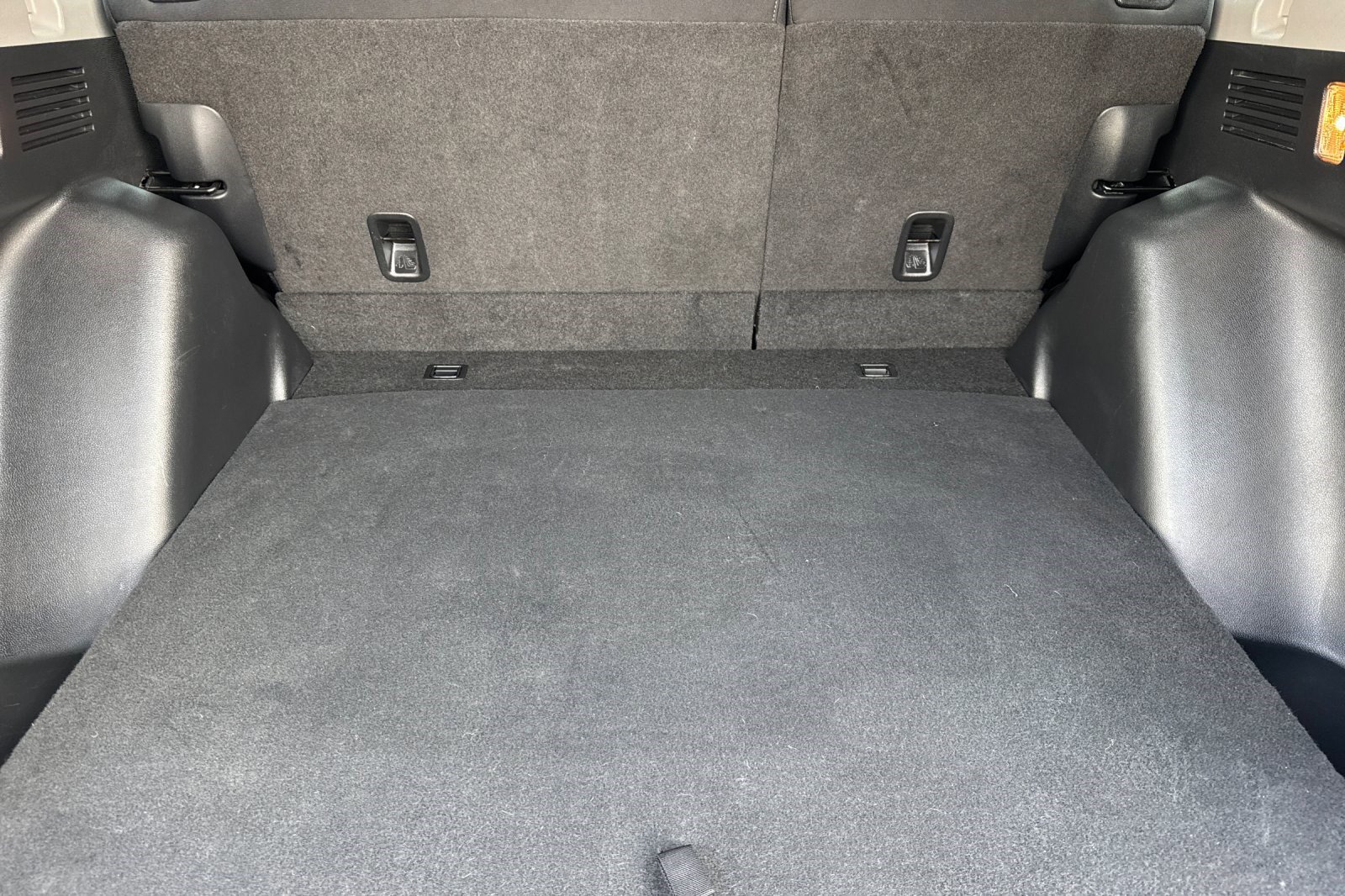 Used 2020 Honda CR-V LX image 32