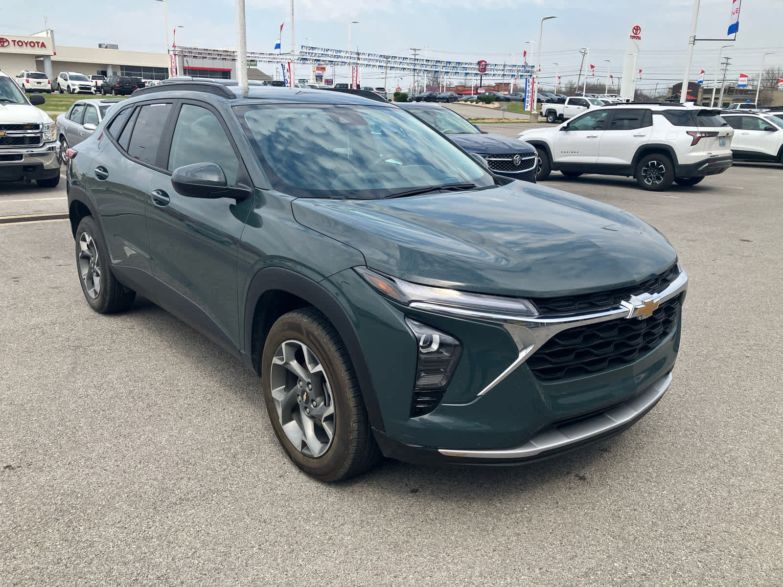 Used 2025 Chevrolet Trax LT