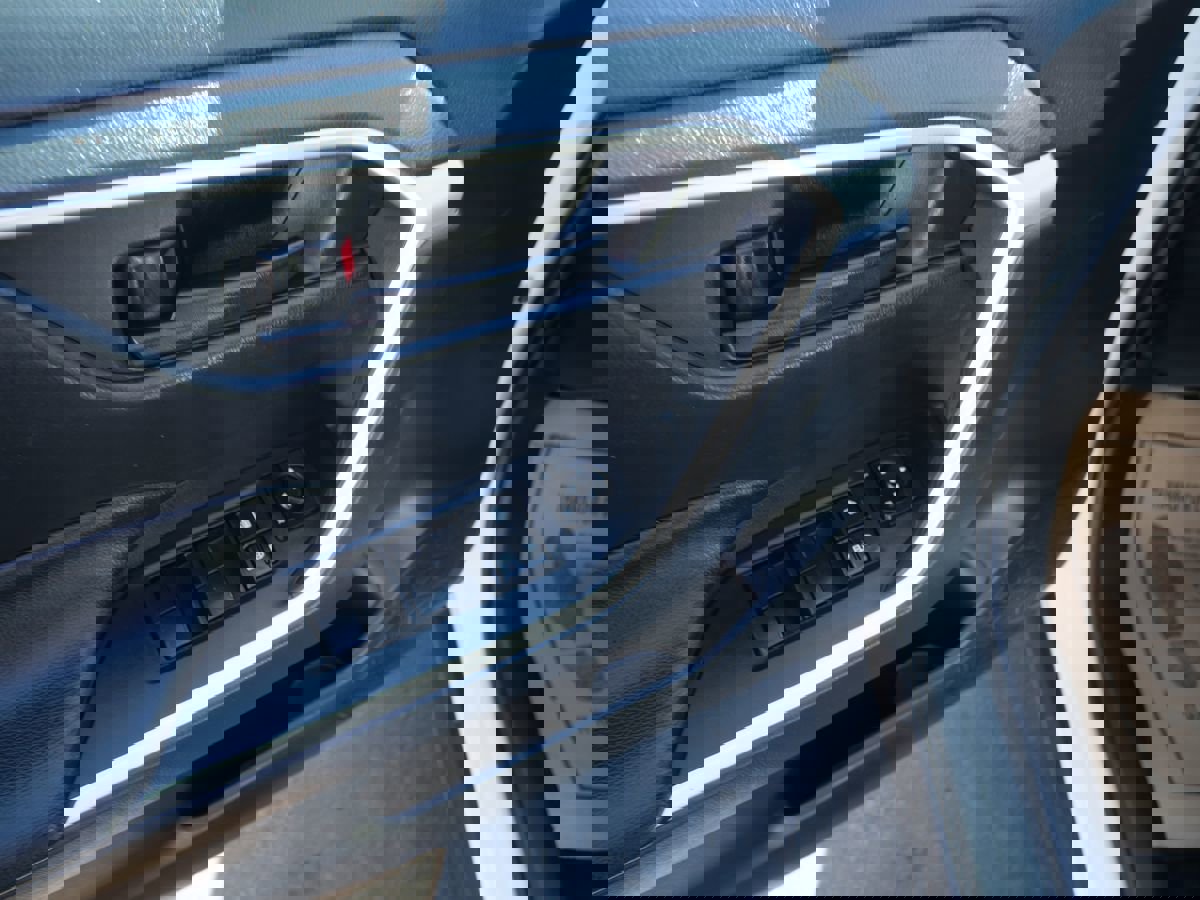 Used 2020 Toyota RAV4 LE image 14