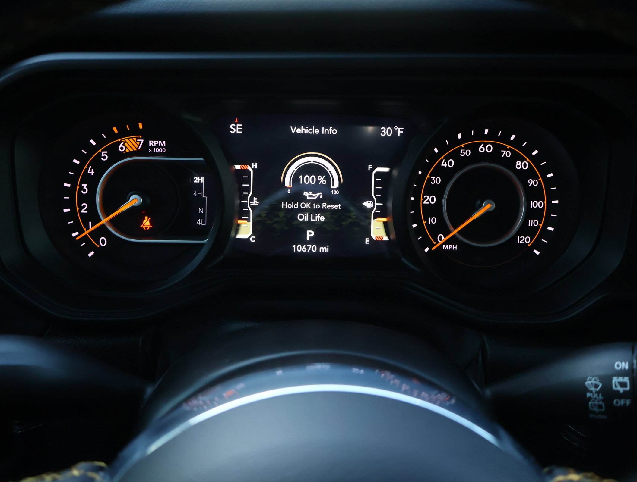 Used 2024 Jeep Wrangler Sahara image 14