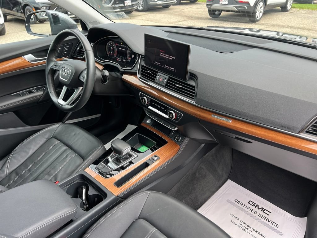Used 2023 Audi Q5 2.0T Premium Plus w/ Premium Plus Package AWD/4WD image 43