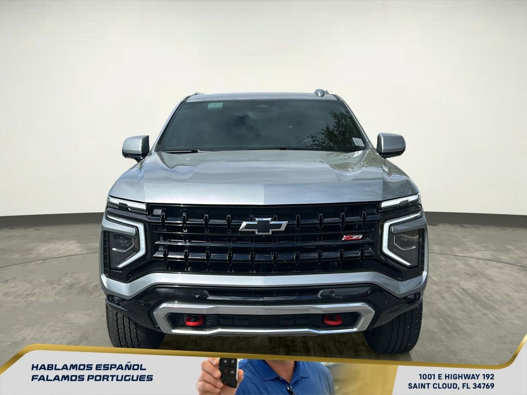 Used 2025 Chevrolet Suburban Z71 image 9
