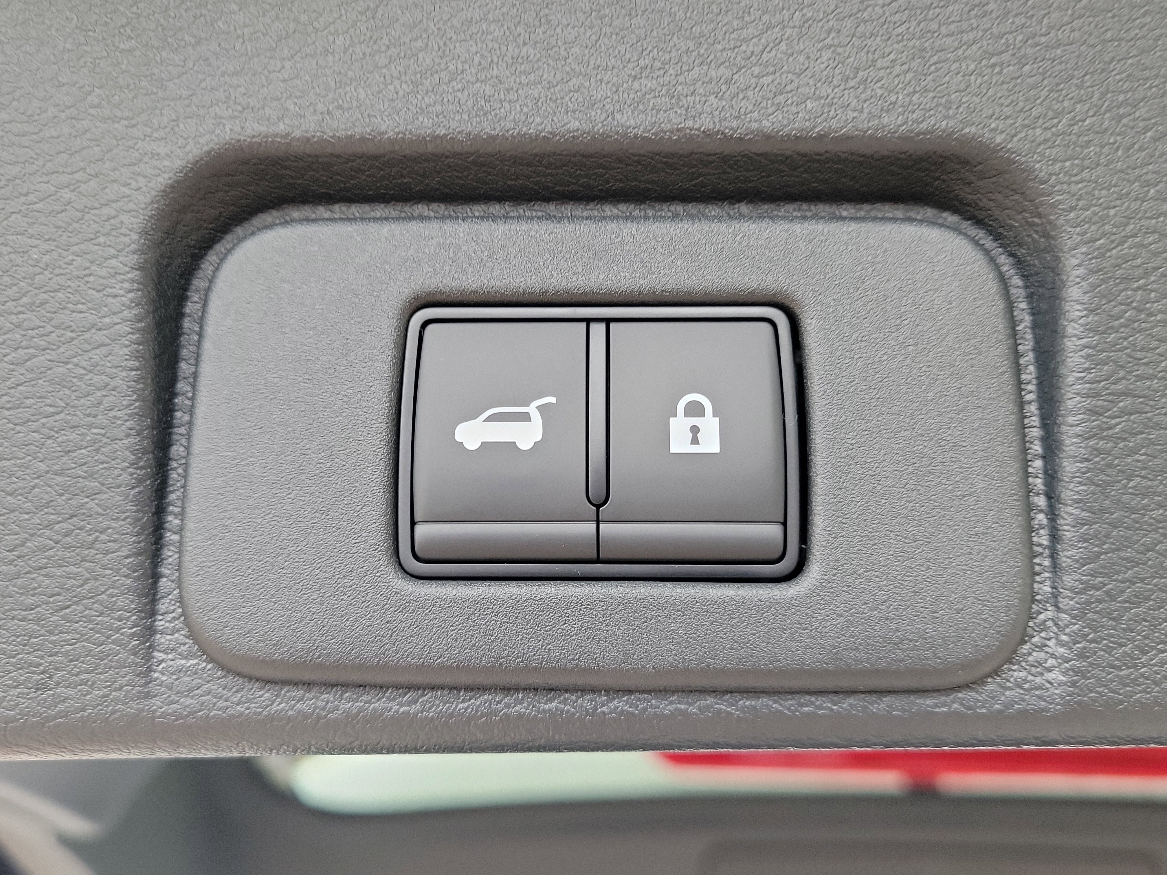 New 2026 Nissan Rogue Platinum image 10