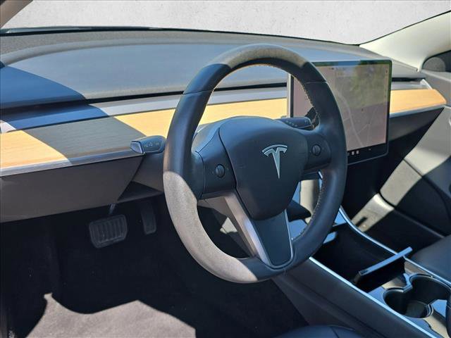 Used 2020 Tesla Model 3 Long Range image 9