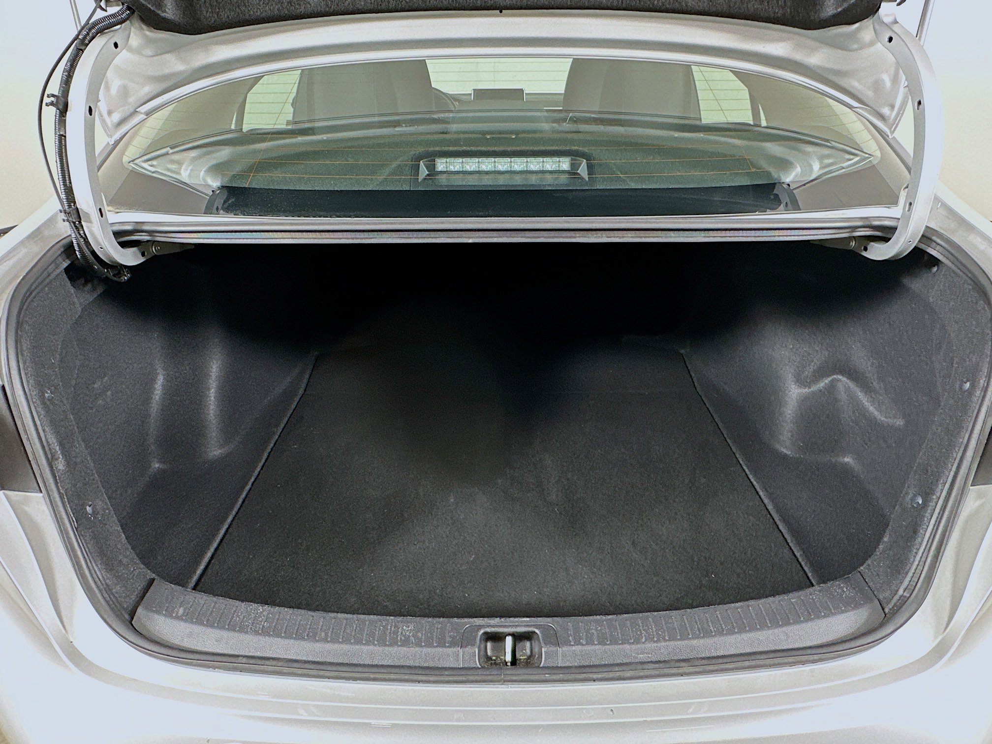 Used 2025 Toyota Corolla LE image 27