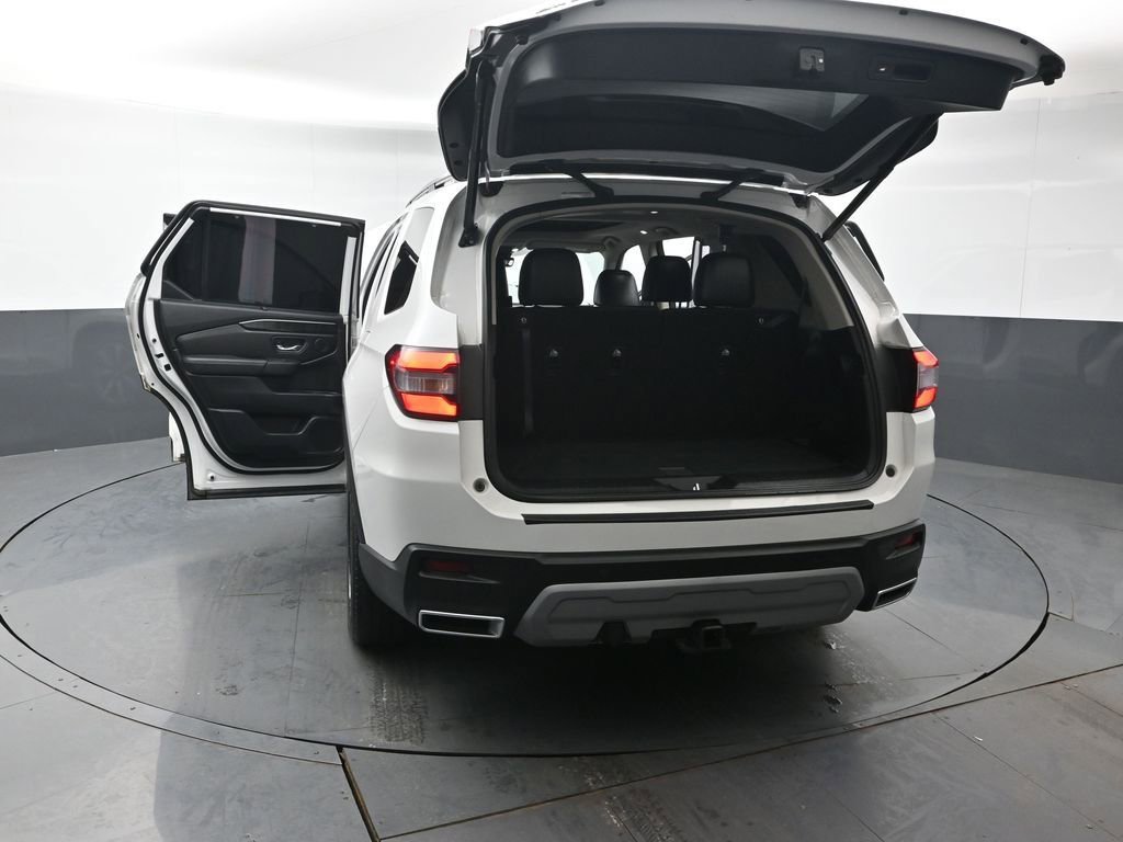 Used 2023 Honda Pilot Elite image 48