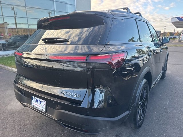 New 2026 INFINITI QX60 Luxe w/ Dark Cargo Package image 3