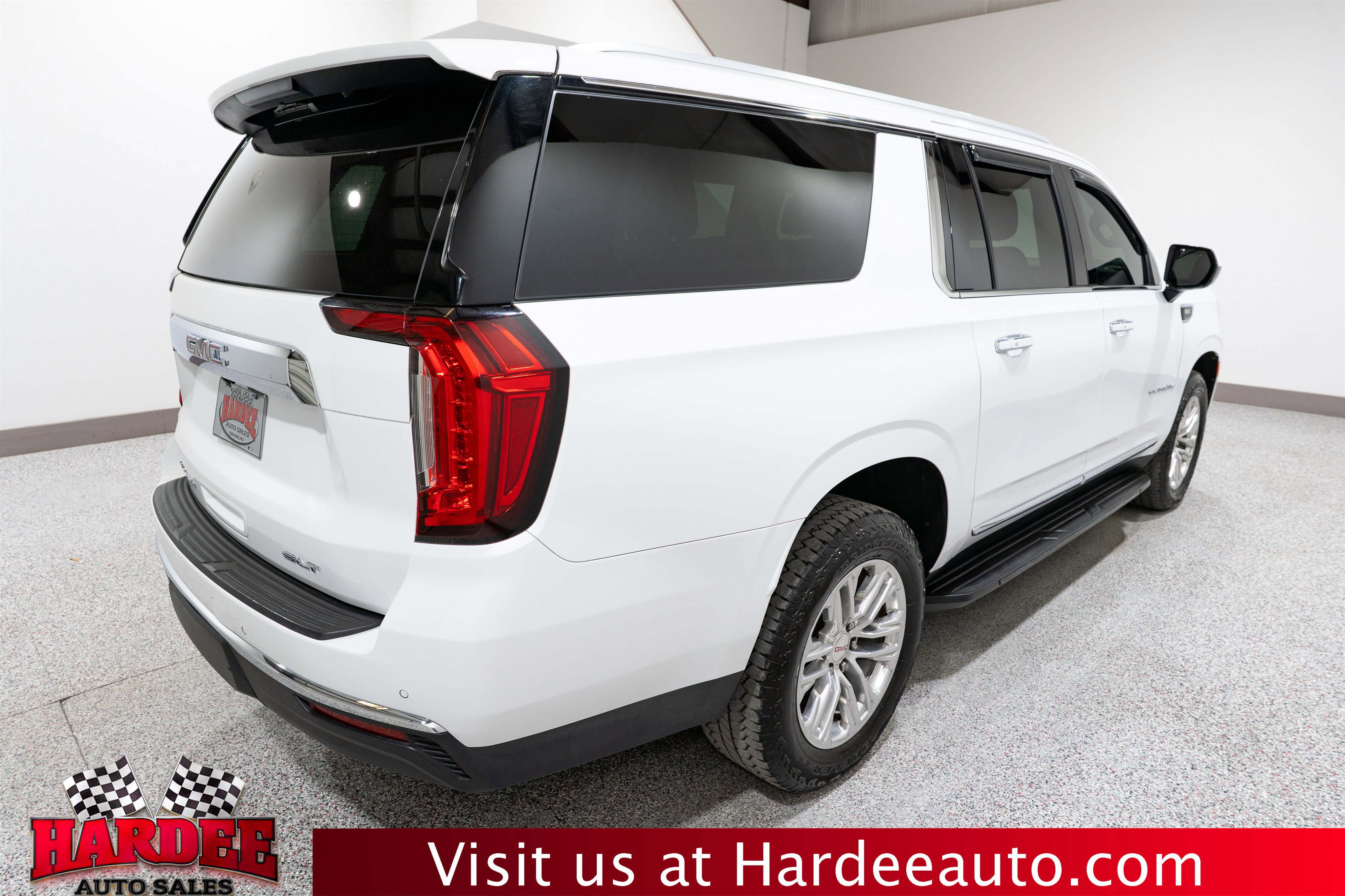 Used 2022 GMC Yukon XL SLT image 5