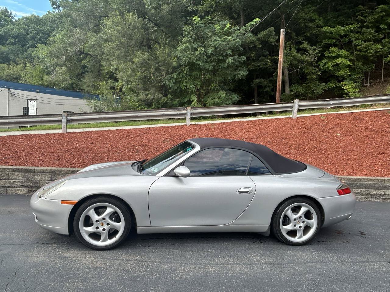 Used 1999 Porsche 911 Carrera 4 AWD/4WD image 3