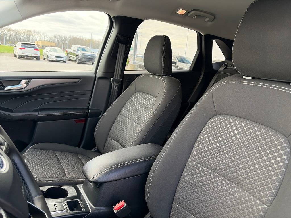 Used 2023 Ford Escape Active w/ Tech Pack #2 image 17