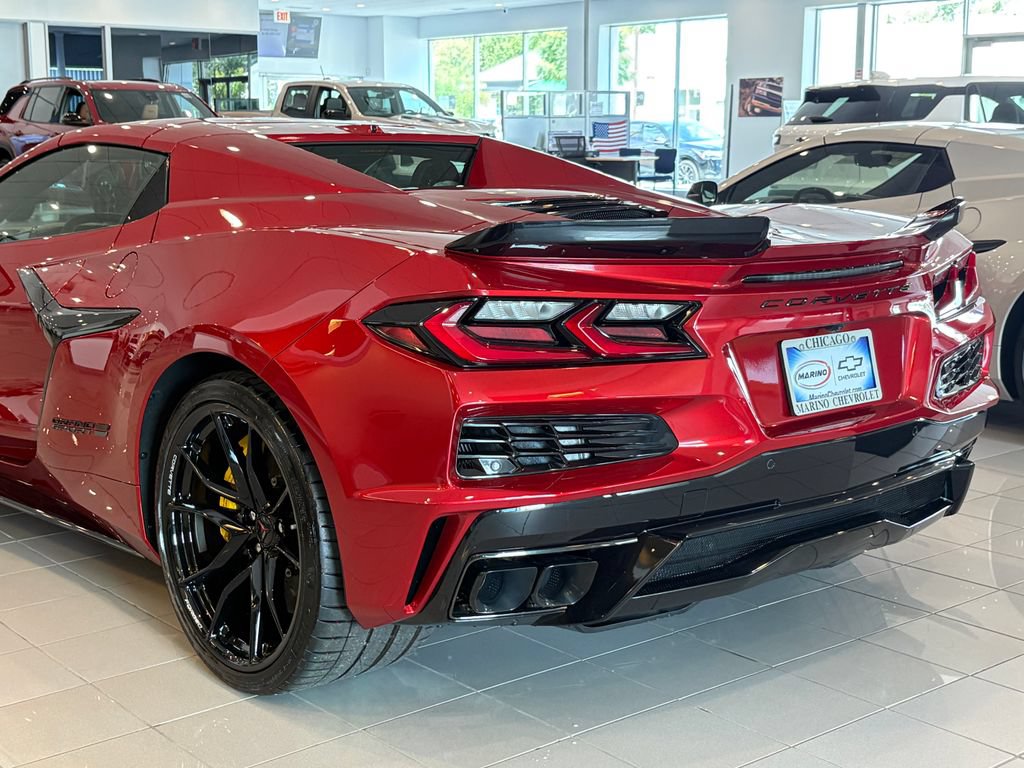 New 2027 Chevrolet Corvette Grand Sport w/ Z52 Sport Performance Package RWD image 16