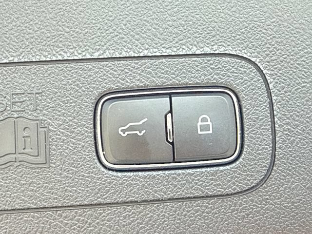 Used 2022 Lincoln Aviator Reserve RWD image 19