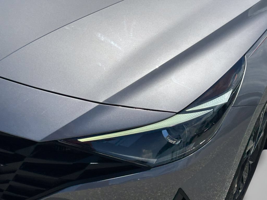 Used 2021 Hyundai Elantra SEL w/ Convenience Package FWD image 13