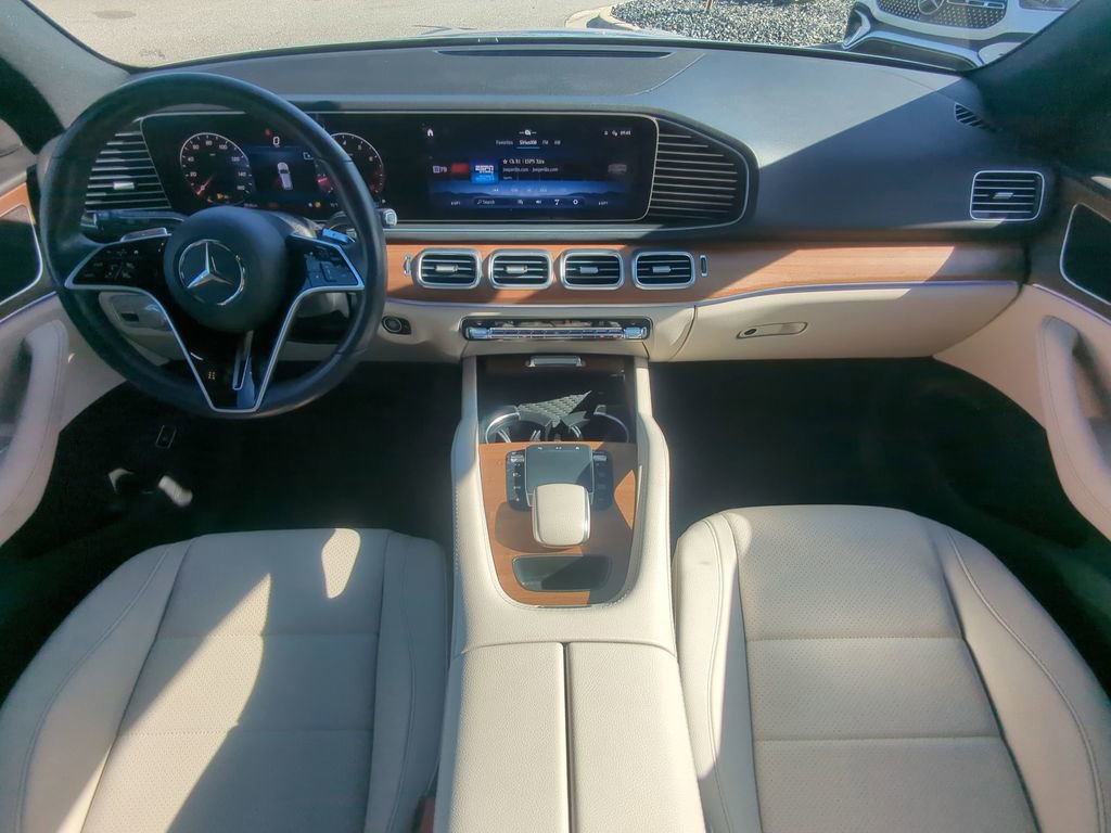 Certified 2024 Mercedes-Benz GLE 350 4MATIC image 2