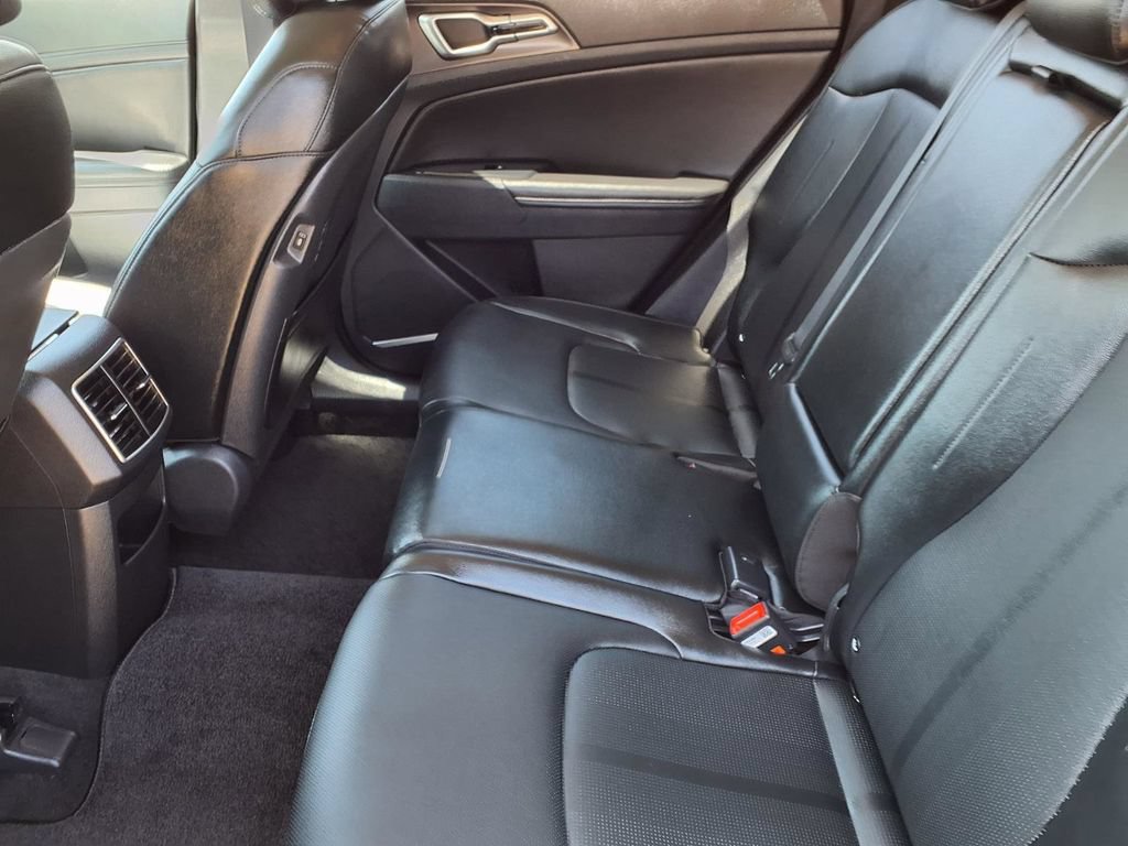 Certified 2026 Kia Sportage EX FWD image 11