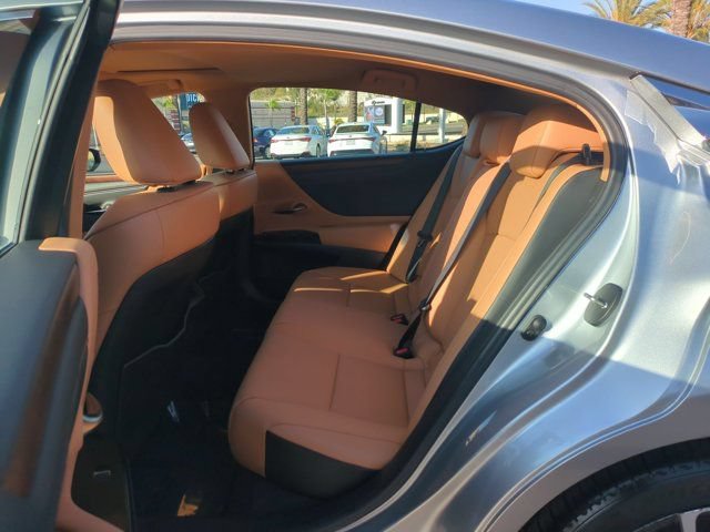 Used 2023 Lexus ES 350 w/ Premium Package FWD image 25