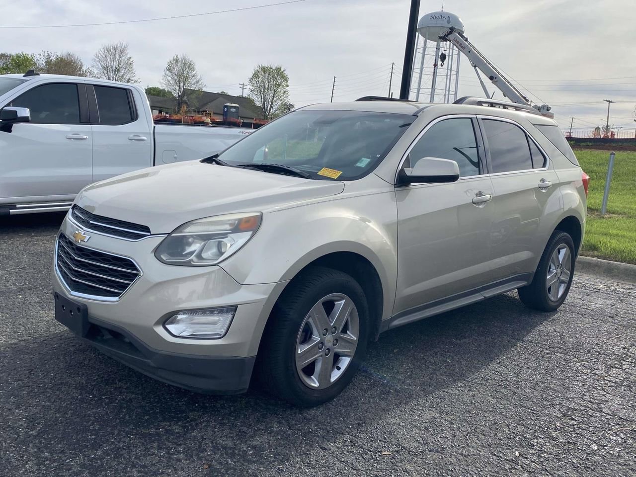 Used 2016 Chevrolet Equinox LT w/ Convenience Package image 3