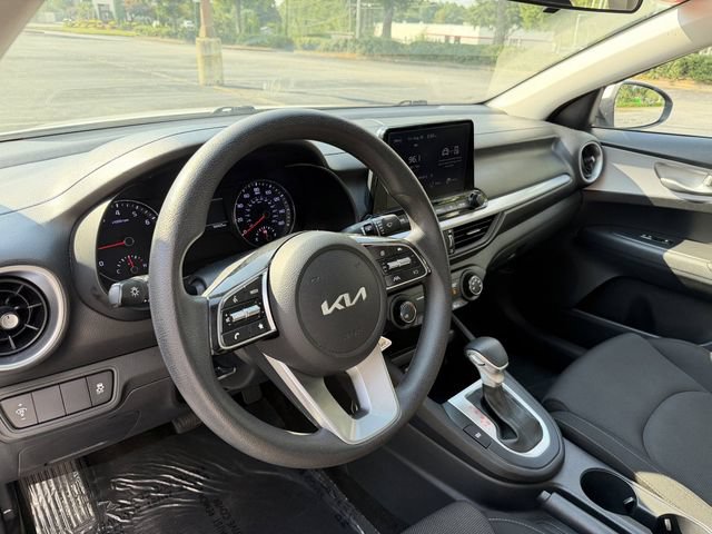 Used 2024 Kia Forte LXS FWD image 13