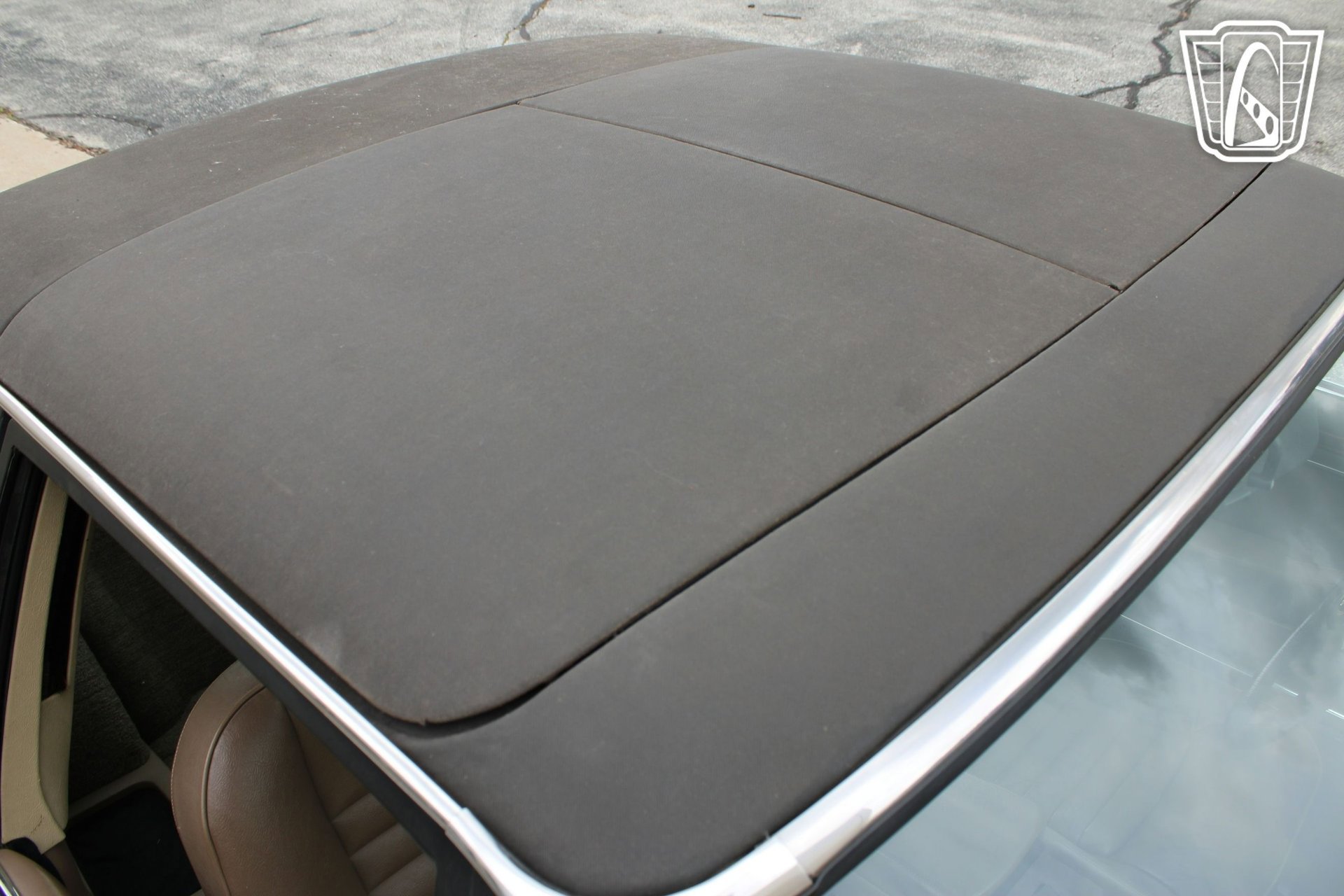 Used 1988 Jaguar XJS V12 Convertible image 32