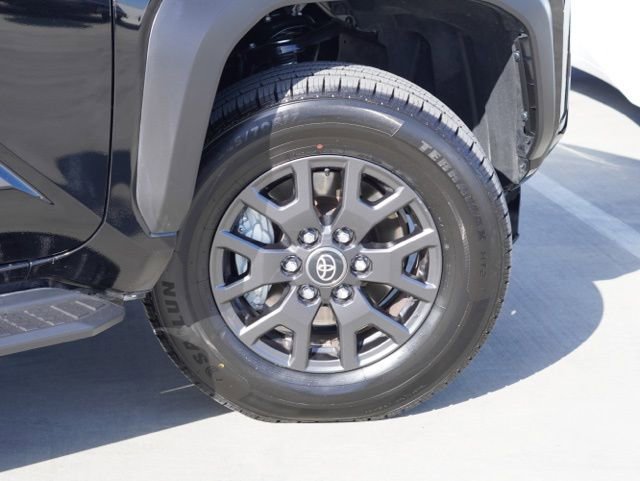 Used 2025 Toyota 4Runner SR5 image 8