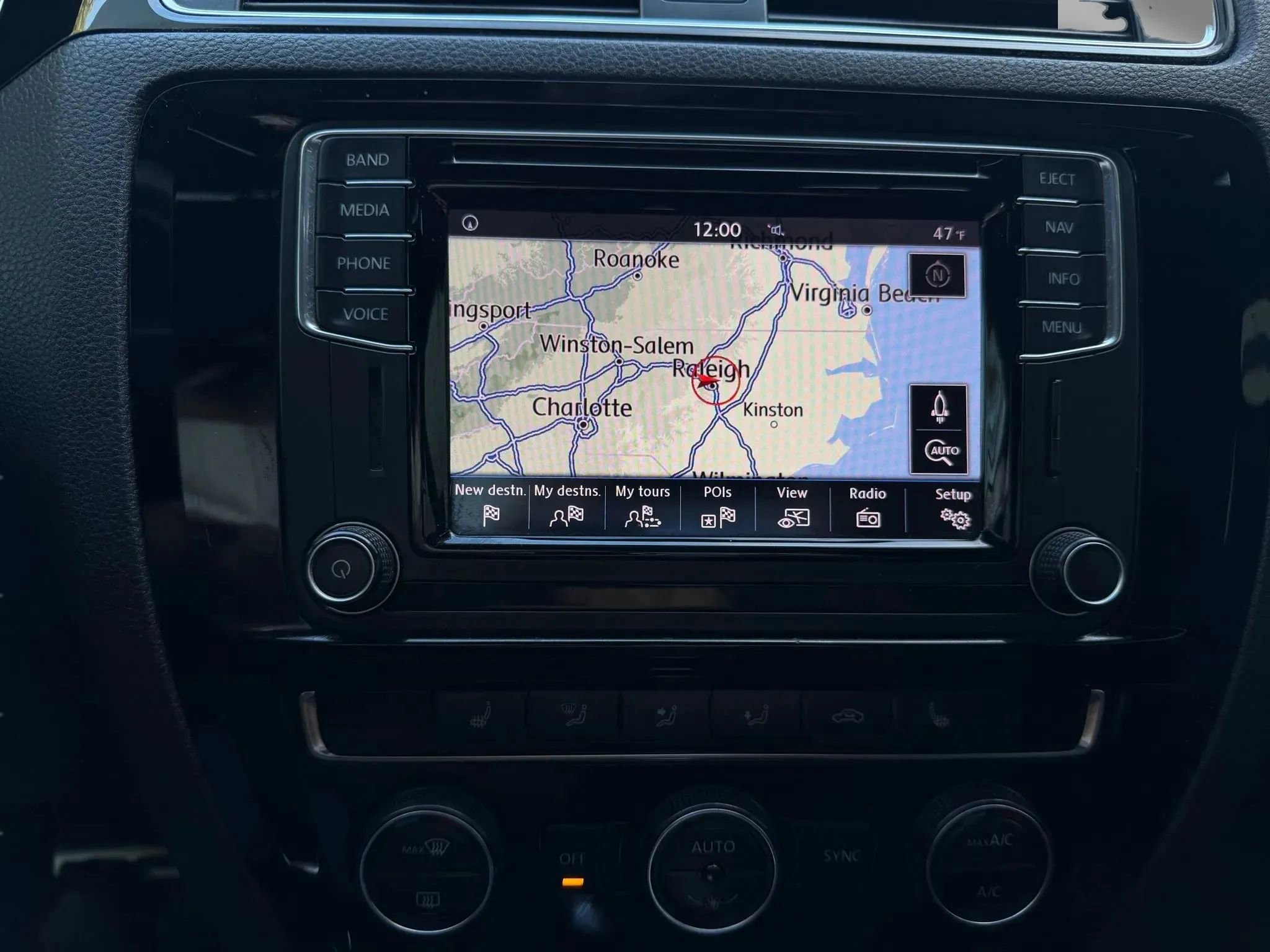 Used 2016 Volkswagen Jetta GLI SEL FWD image 32