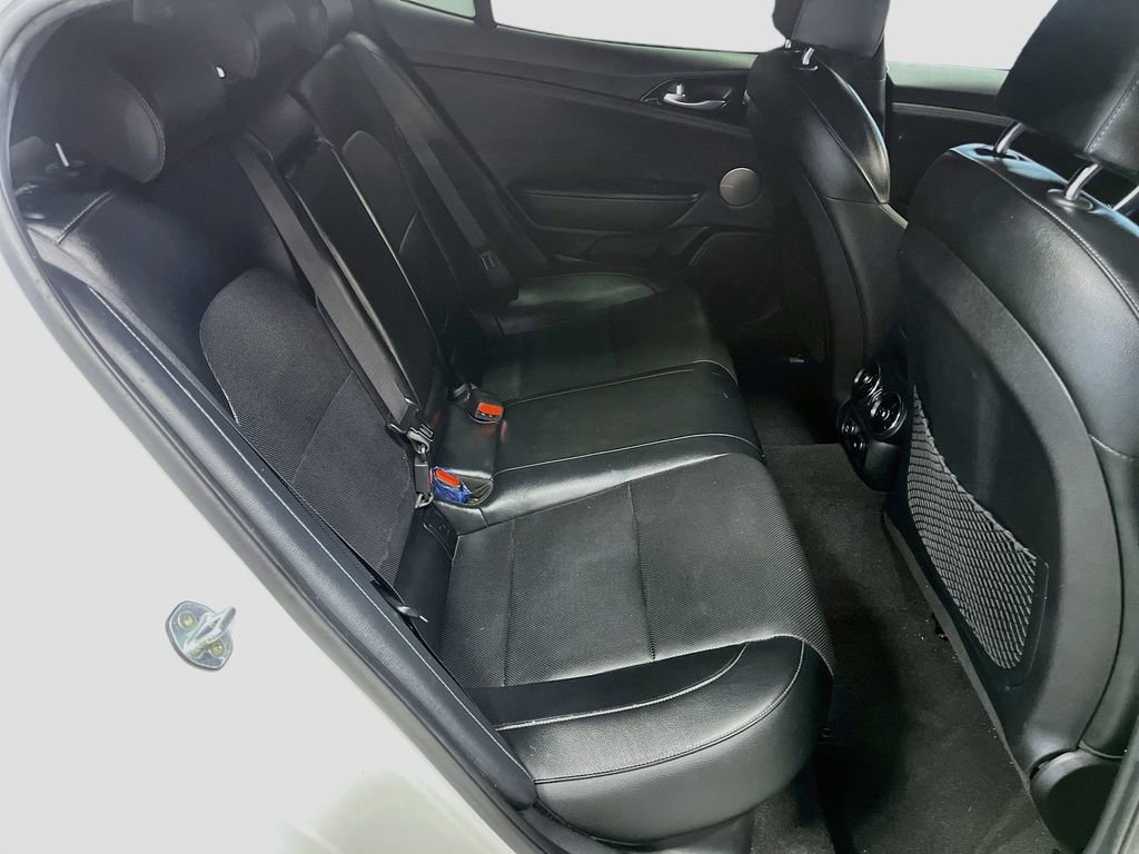 Used 2022 Kia Stinger GT-Line w/ Sun & Sound Package AWD/4WD image 29