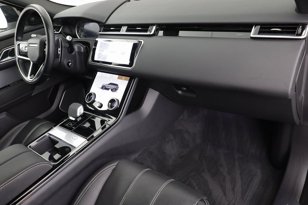 Used 2022 Land Rover Range Rover Velar R-Dynamic S image 22