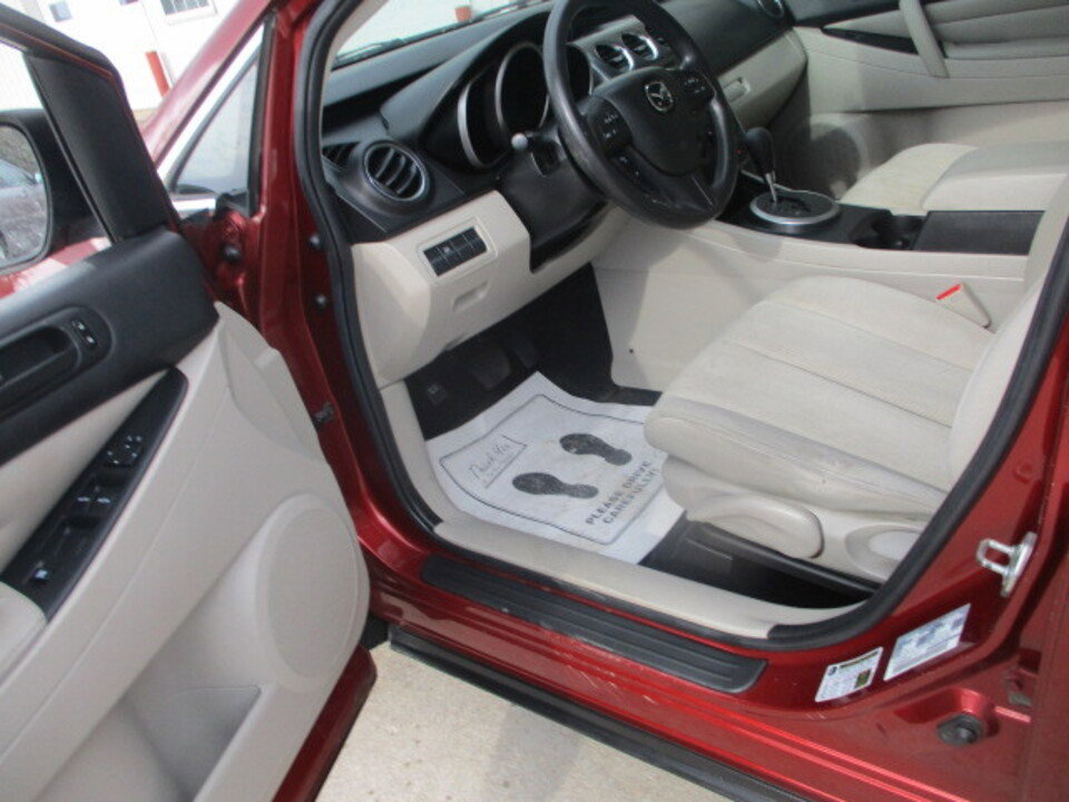 Used 2010 MAZDA CX-7 i SV FWD image 22