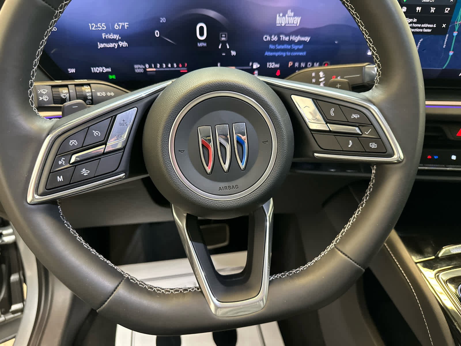 Certified 2025 Buick Envision Sport Touring image 12