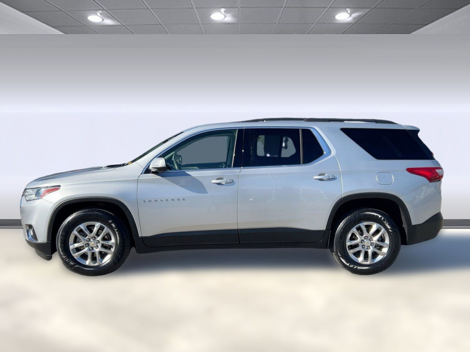 Certified 2020 Chevrolet Traverse LT image 2