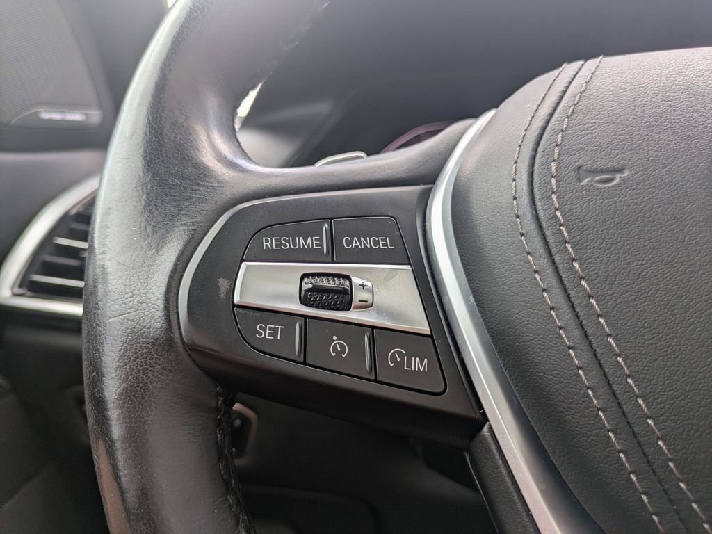 Used 2019 BMW X5 xDrive50i w/ Parking Assistance Package image 30