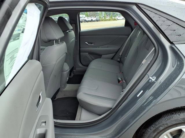 New 2026 Hyundai Elantra SE FWD image 20
