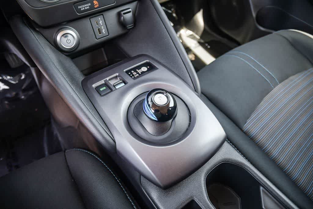Used 2022 Nissan Leaf S FWD image 19