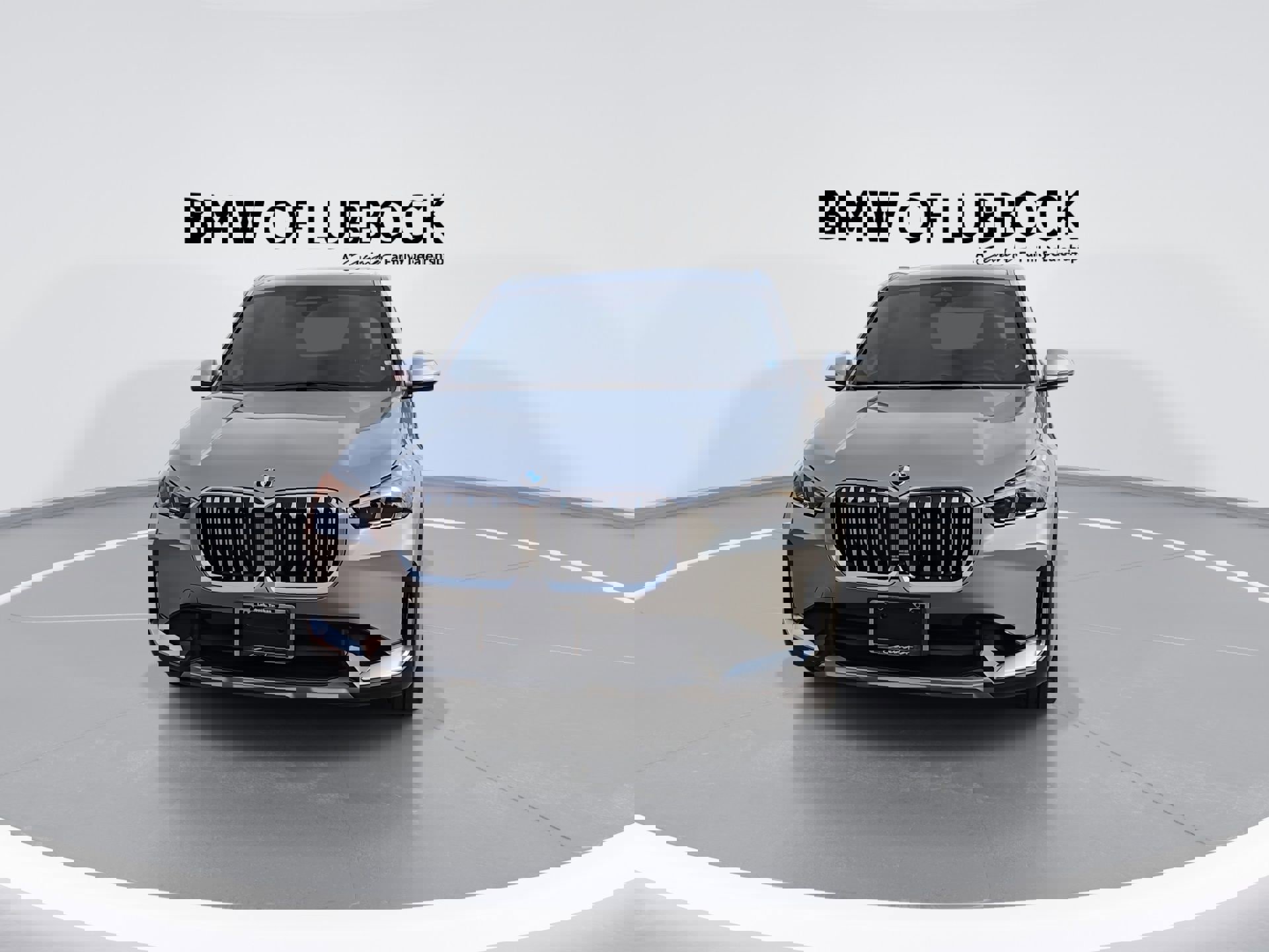 Used 2023 BMW X1 xDrive28i w/ Premium Package AWD/4WD image 3